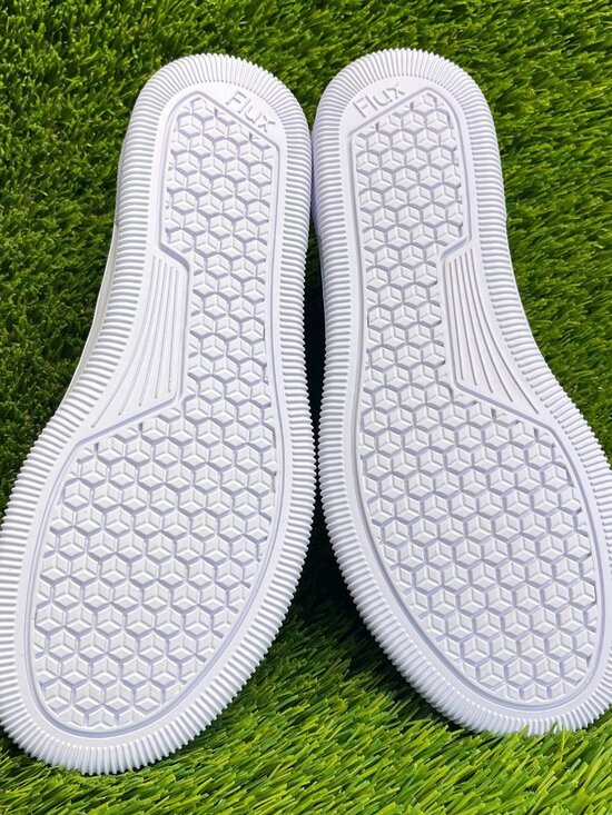 Flux Adapt Trainer White Mens Size 9.5 Womens Size 11  Flux Adapt Trainer White Mens Size 8.5 Womens Size 9.5 Athletic Knit Shoes